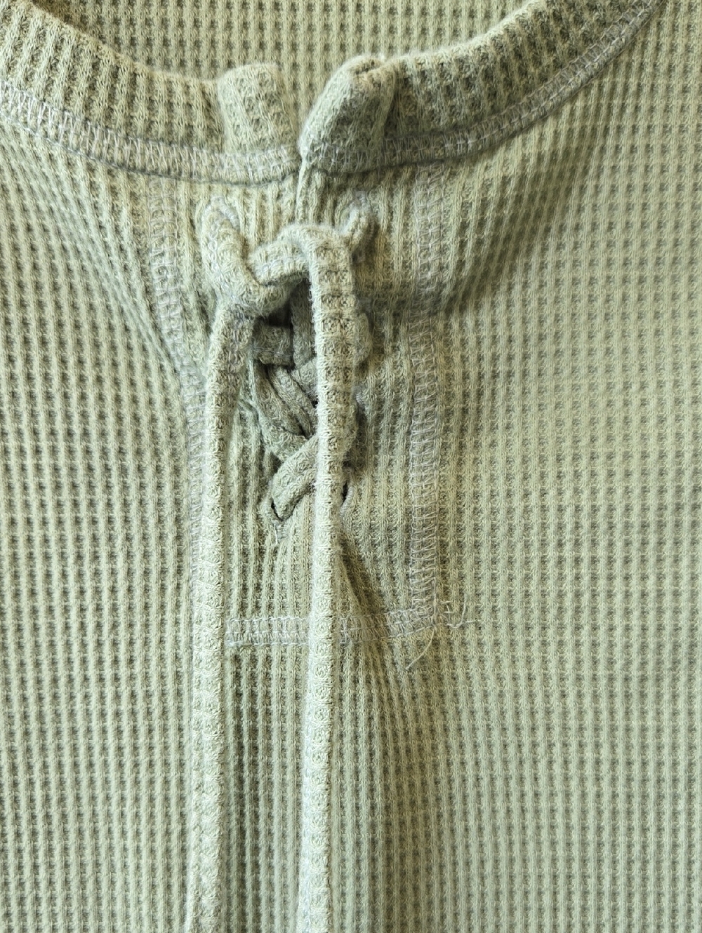 OUTLAW Sage Green Waffle Knit Lace Up Crop Top L - Picture 9 of 10